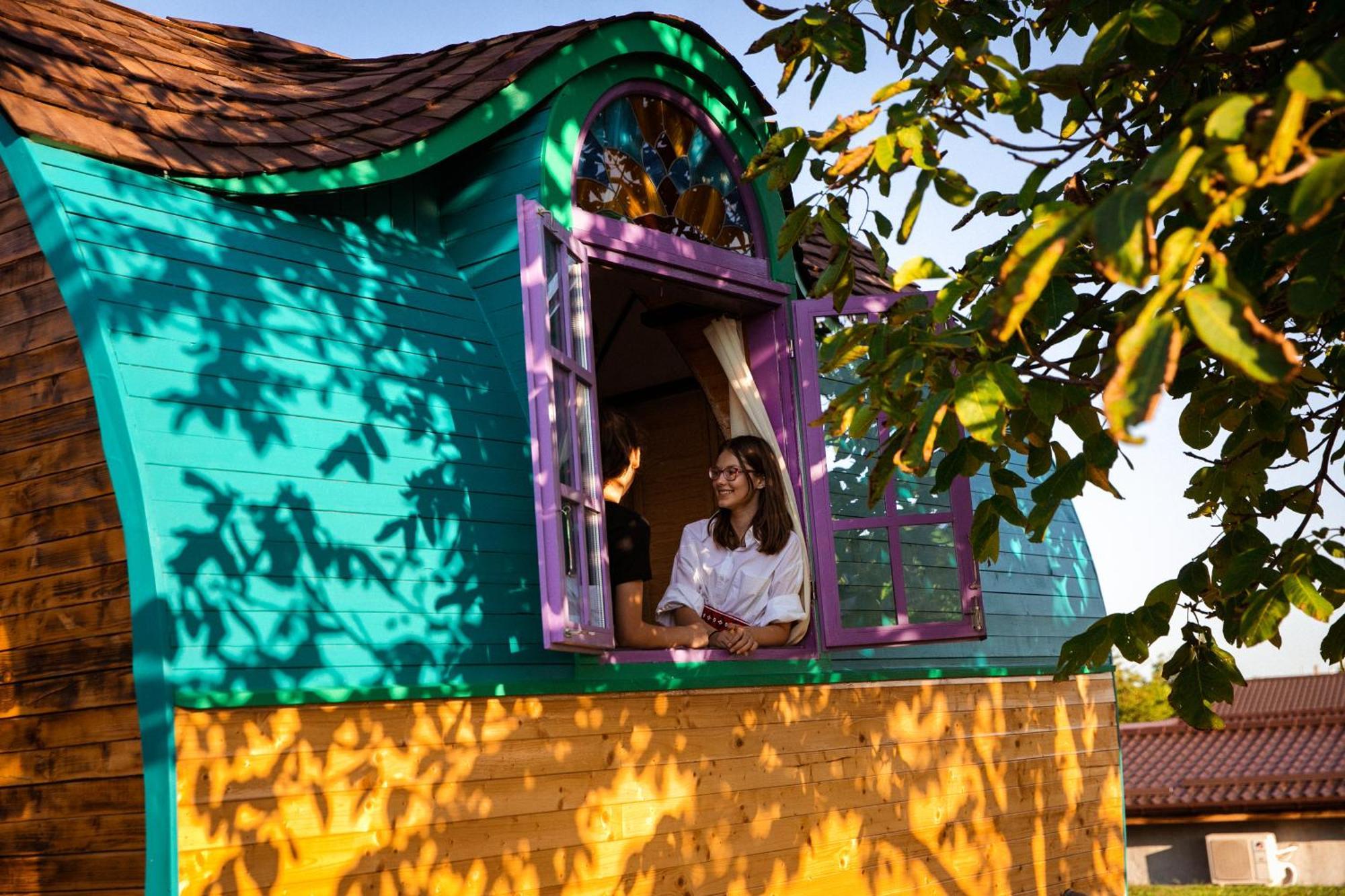 Central Tiny Houses Bucarest Exterior foto