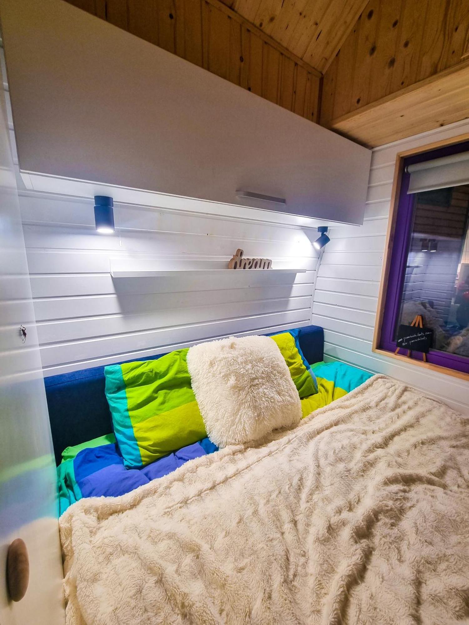 Central Tiny Houses Bucarest Exterior foto