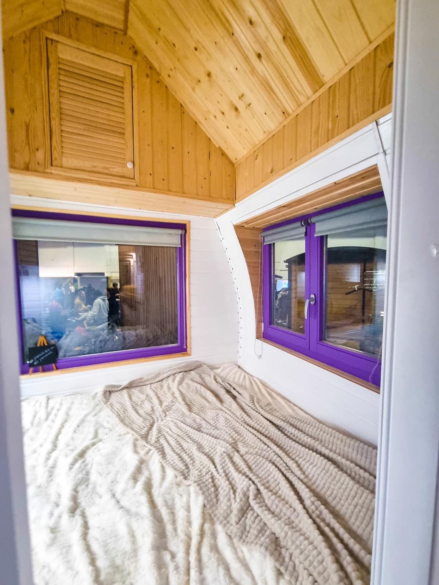 Central Tiny Houses Bucarest Exterior foto